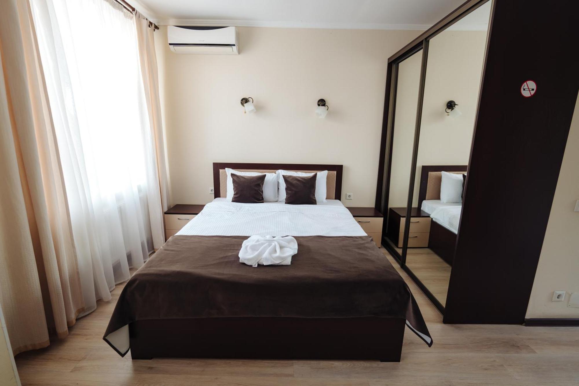 Lolo'S Bliss Hotel キシナウ エクステリア 写真